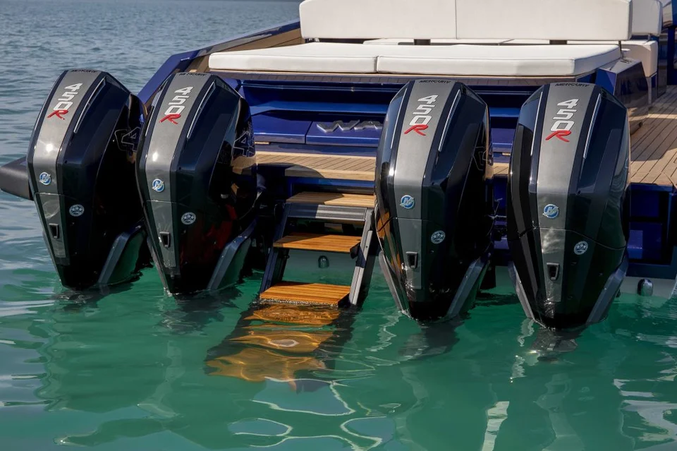 Yacht image 9