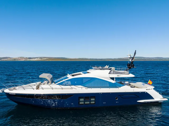 YAYA BARBIE — Azimut
