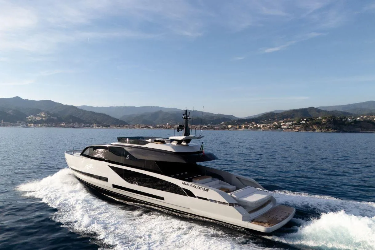 EXTRA YACHTS X90 FAST - Image 3