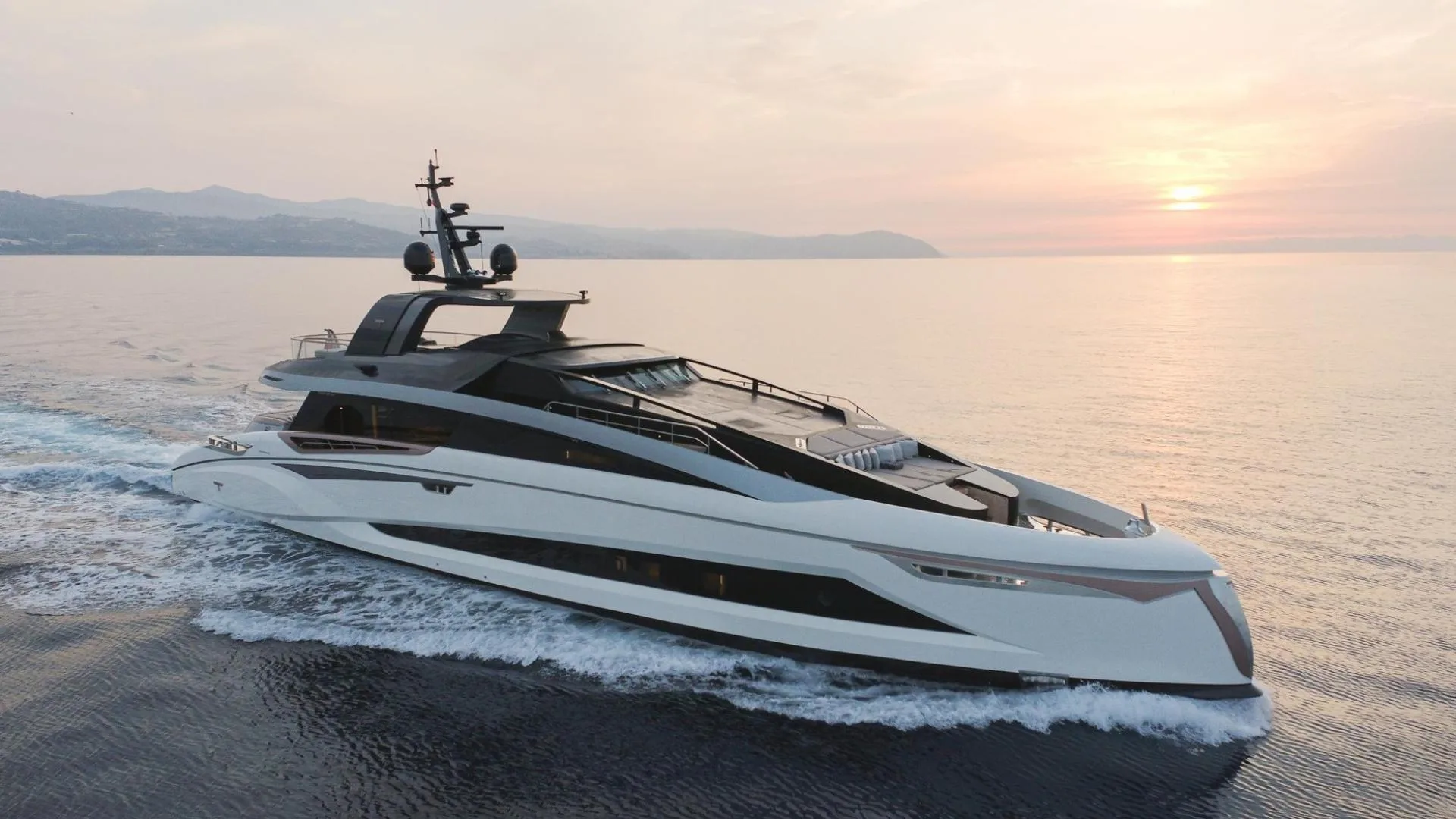 M/Y FALCON EYE - Image 3
