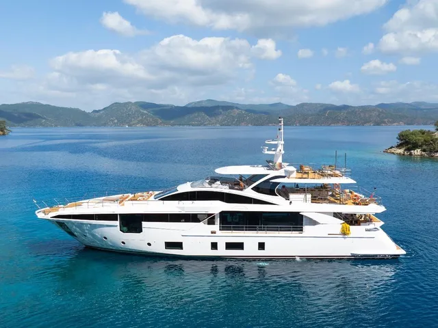 AFRICA ONE — Azimut