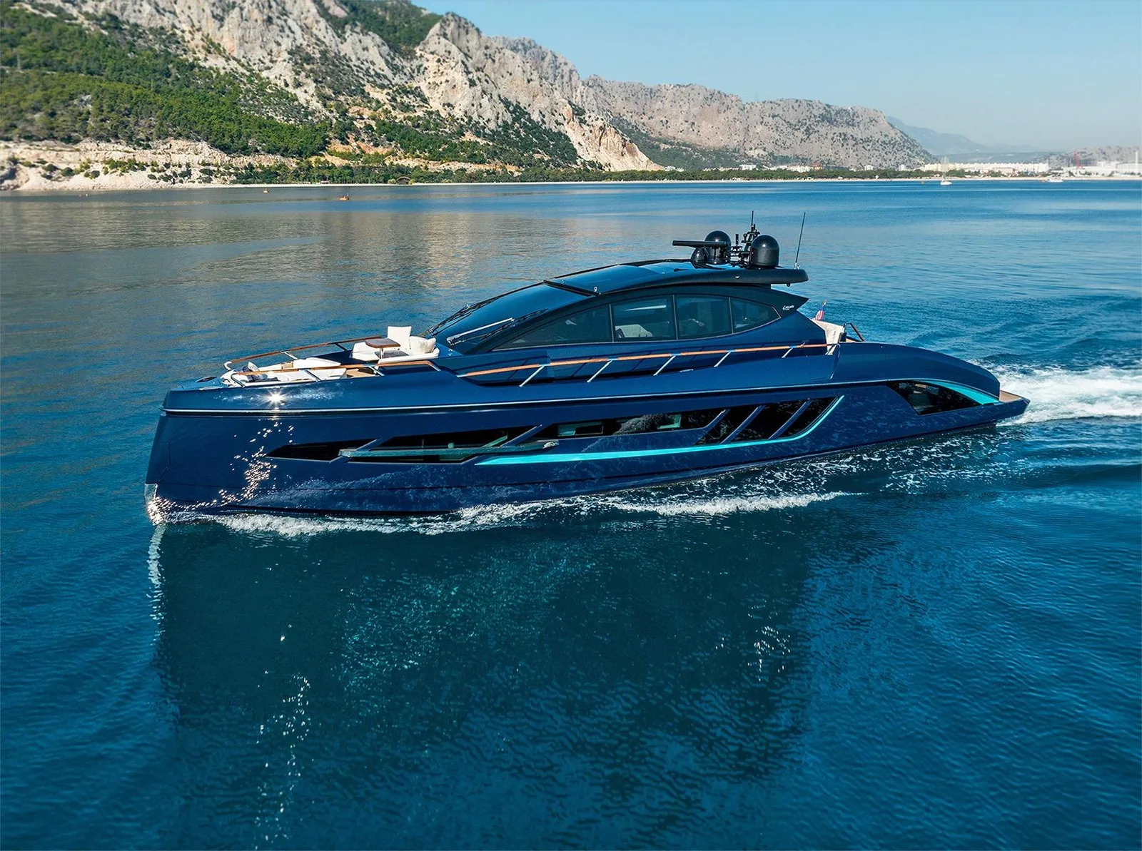 67' LAZZARA LSX - Image 1