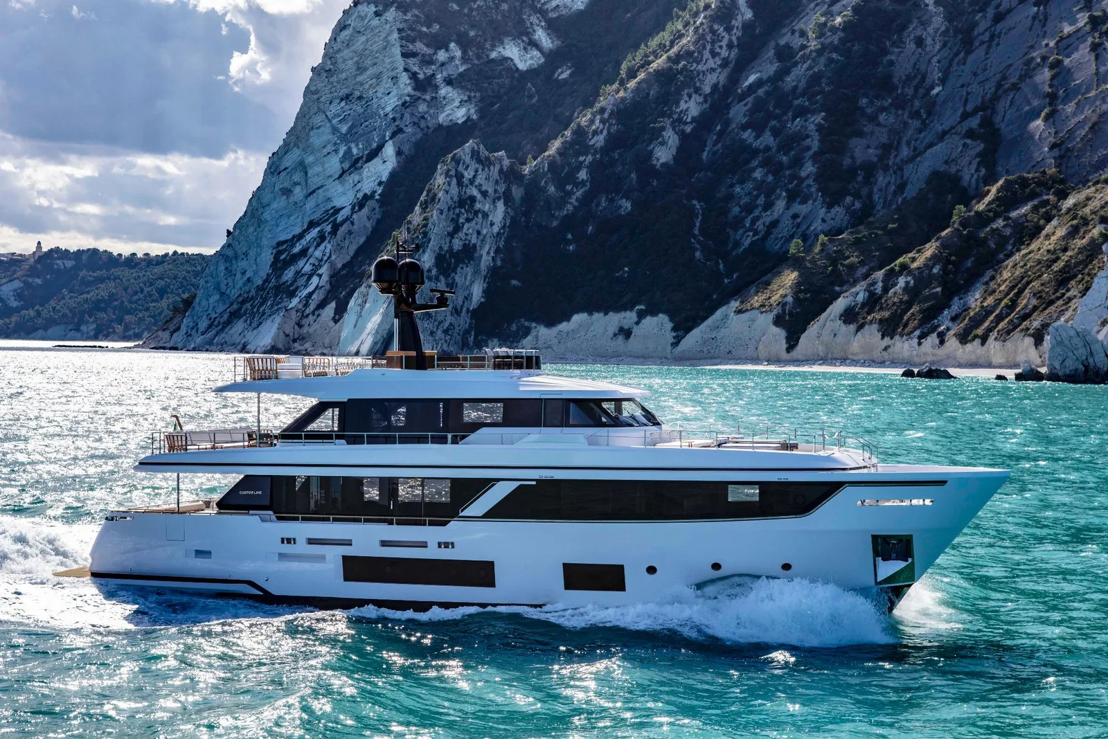 ONLY NAVETTA 30 FOR 2023 - Image 1
