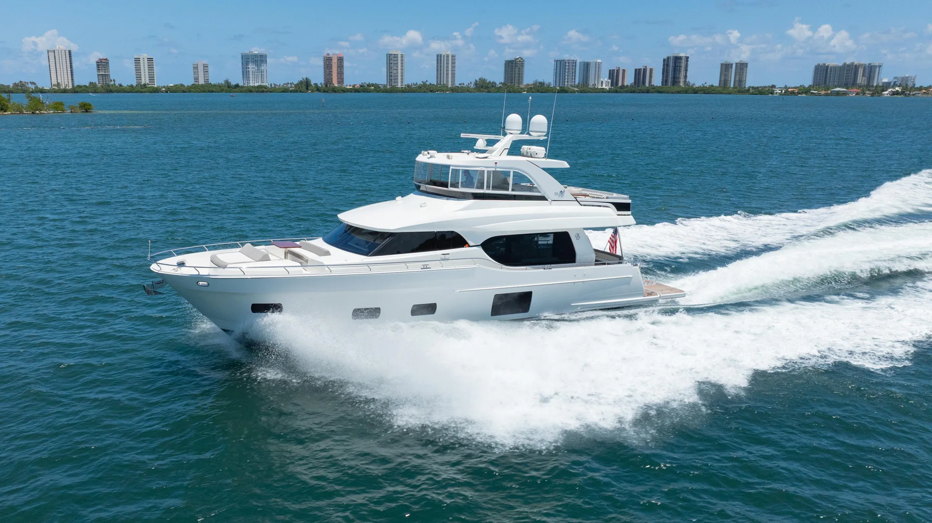 OCEAN ALEXANDER 70E FLYBRIDGE - Image 1