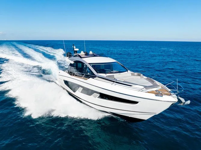 2022 SUNSEEKER 65 SPORT YACHT - Image 1