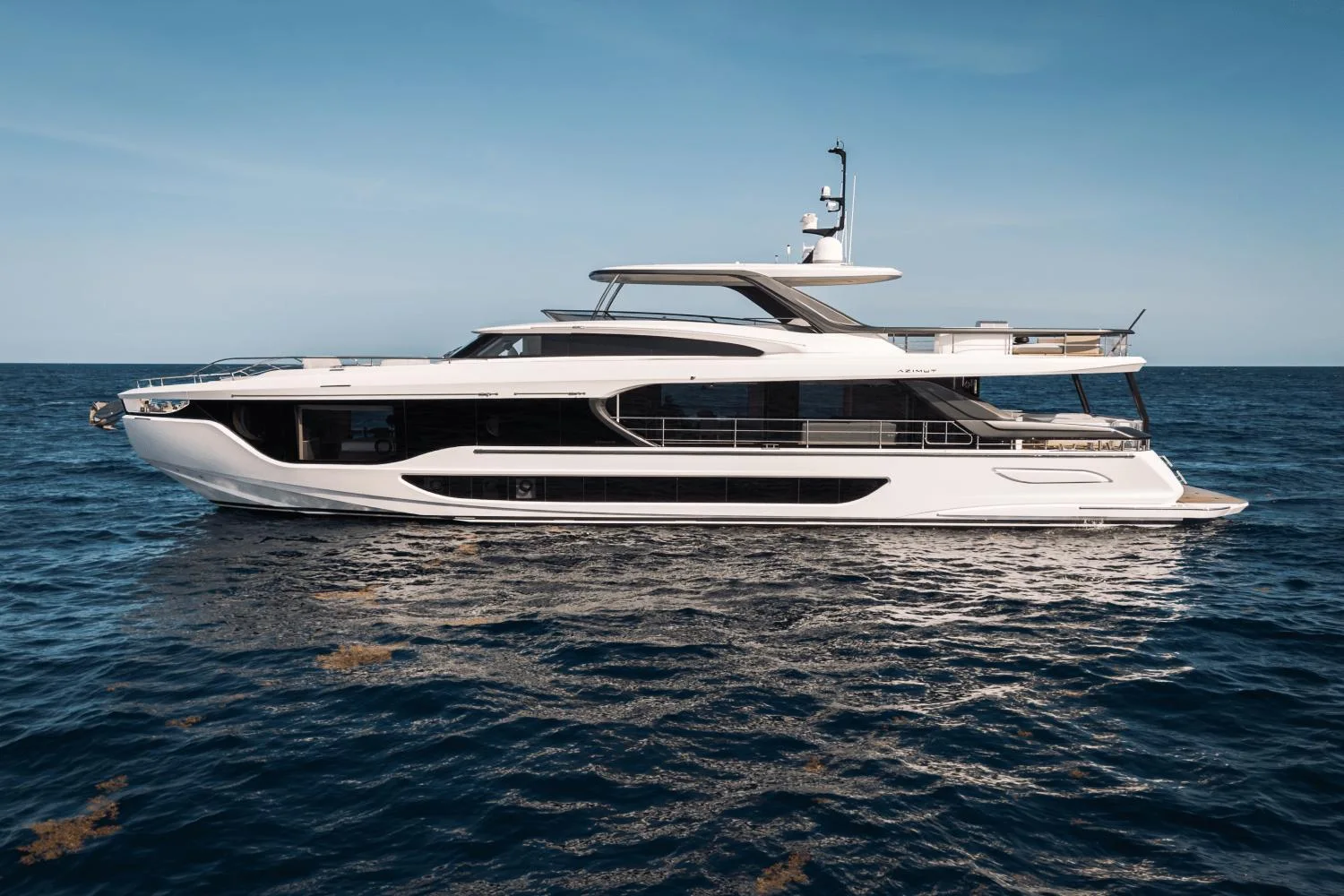2025 AZIMUT GRANDE 26 METRI - Image 1