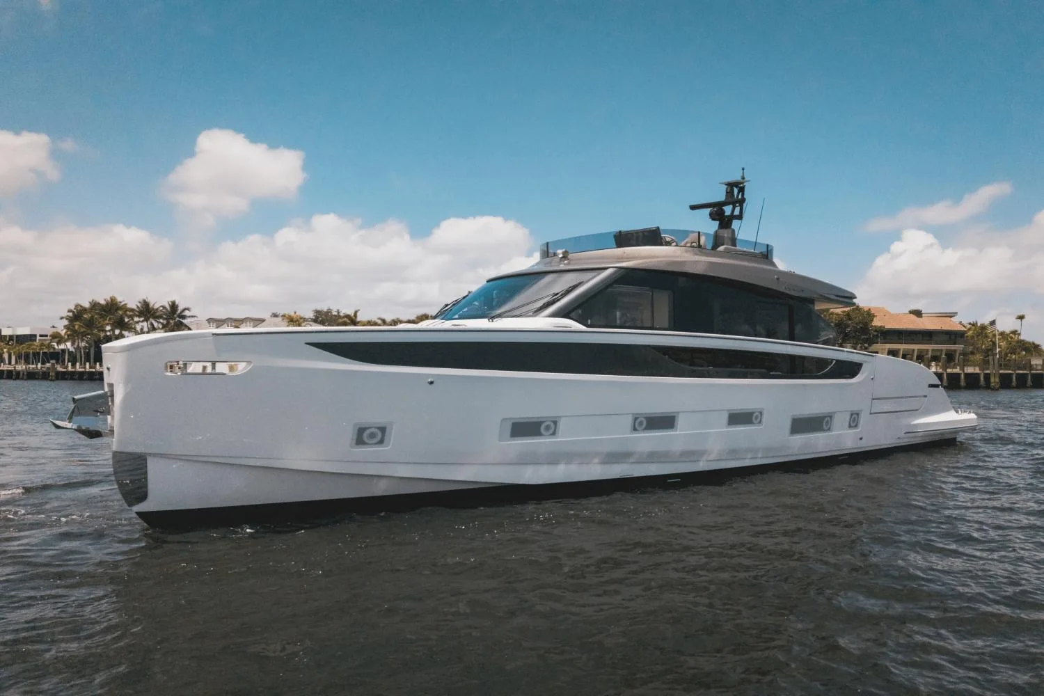 2025 AZIMUT SEADECK 7 - Image 1