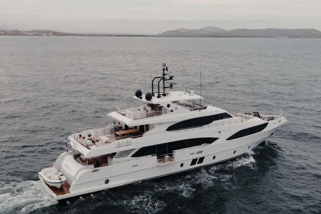 MAJESTY MAJESTY 125