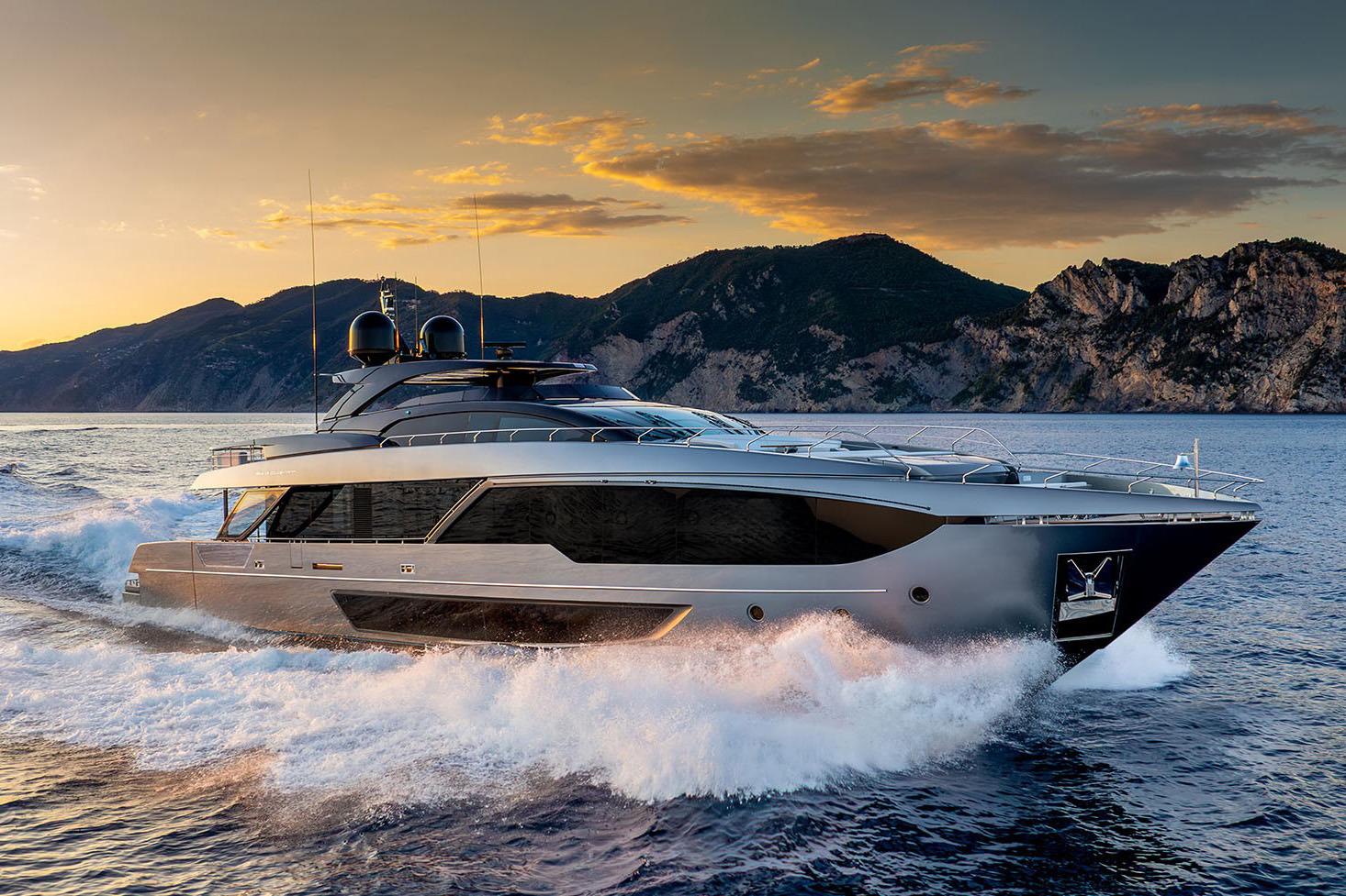 RIVA 112' DOLCEVITA SUPER - Image 1
