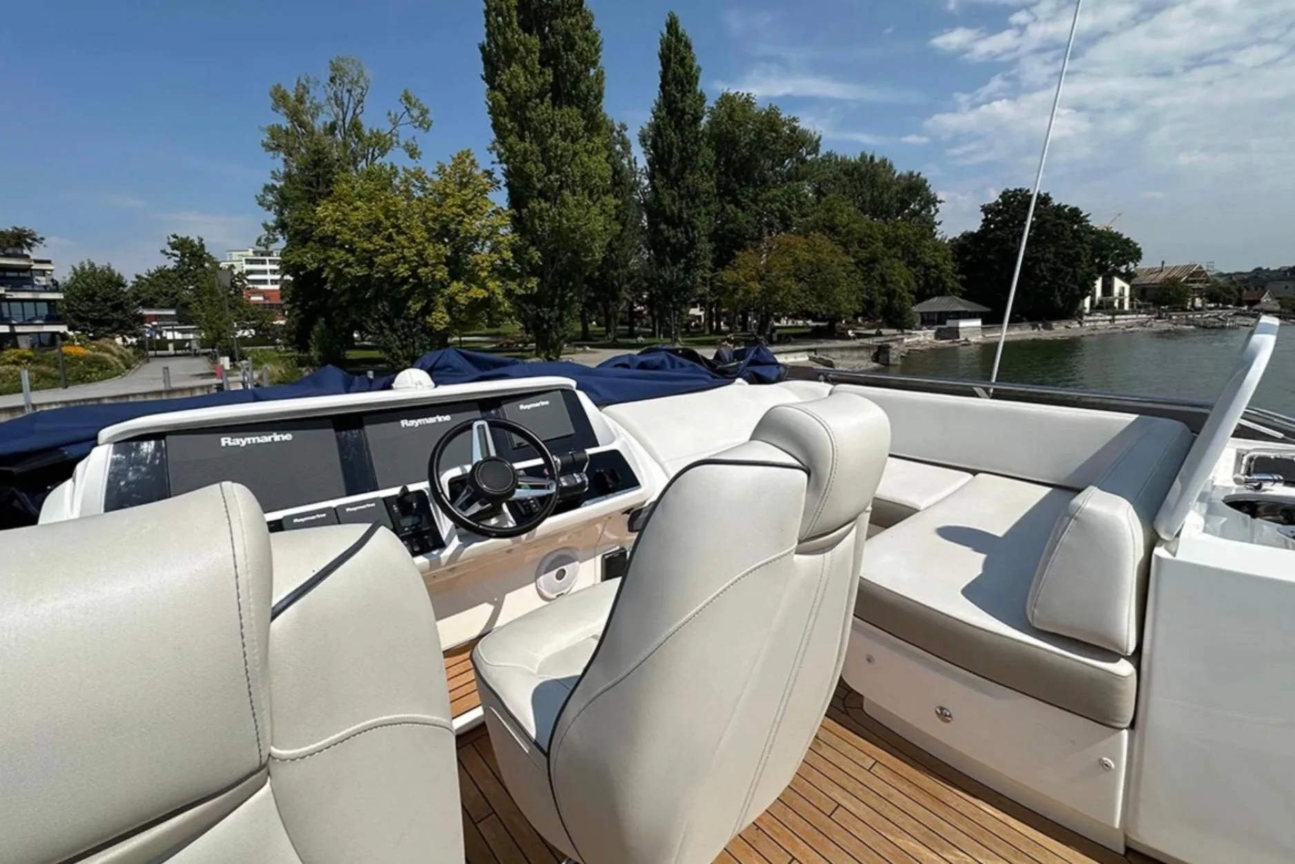 PRINCESS S60 - Image 3