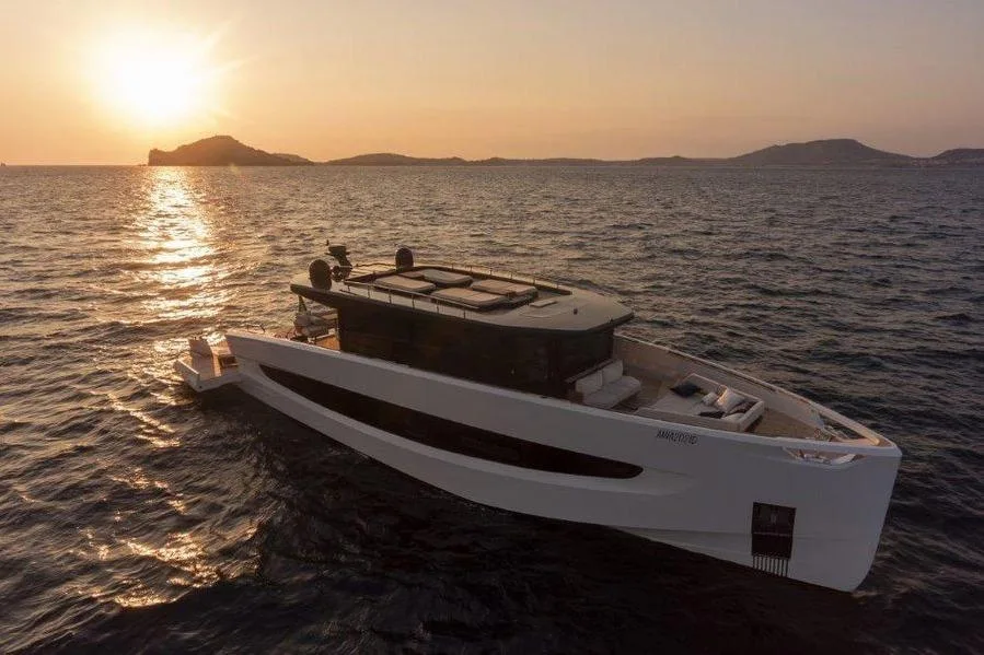 EVO YACHTS EVO V8 - Image 1