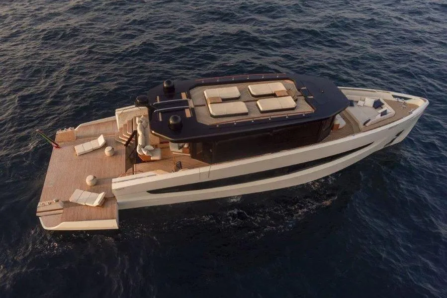 EVO YACHTS EVO V8 - Image 3