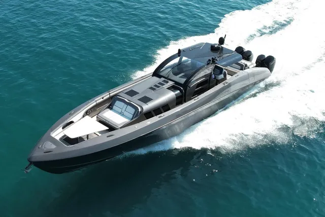 2019 60 MIDNIGHT EXPRESS CENTER CONSOLE