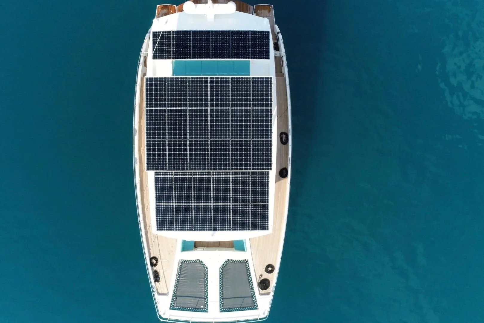 SERENITY 64 - Image 1