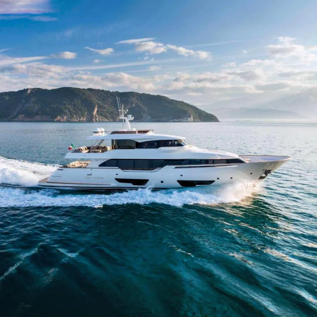 CUSTOM LINE NAVETTA 28 - Image 1