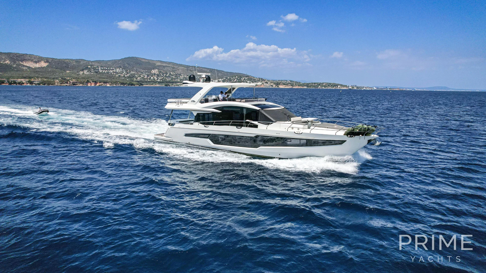 GALEON 680 FLY - Image 1
