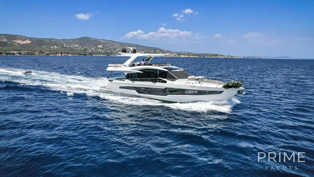 GALEON 680 FLY