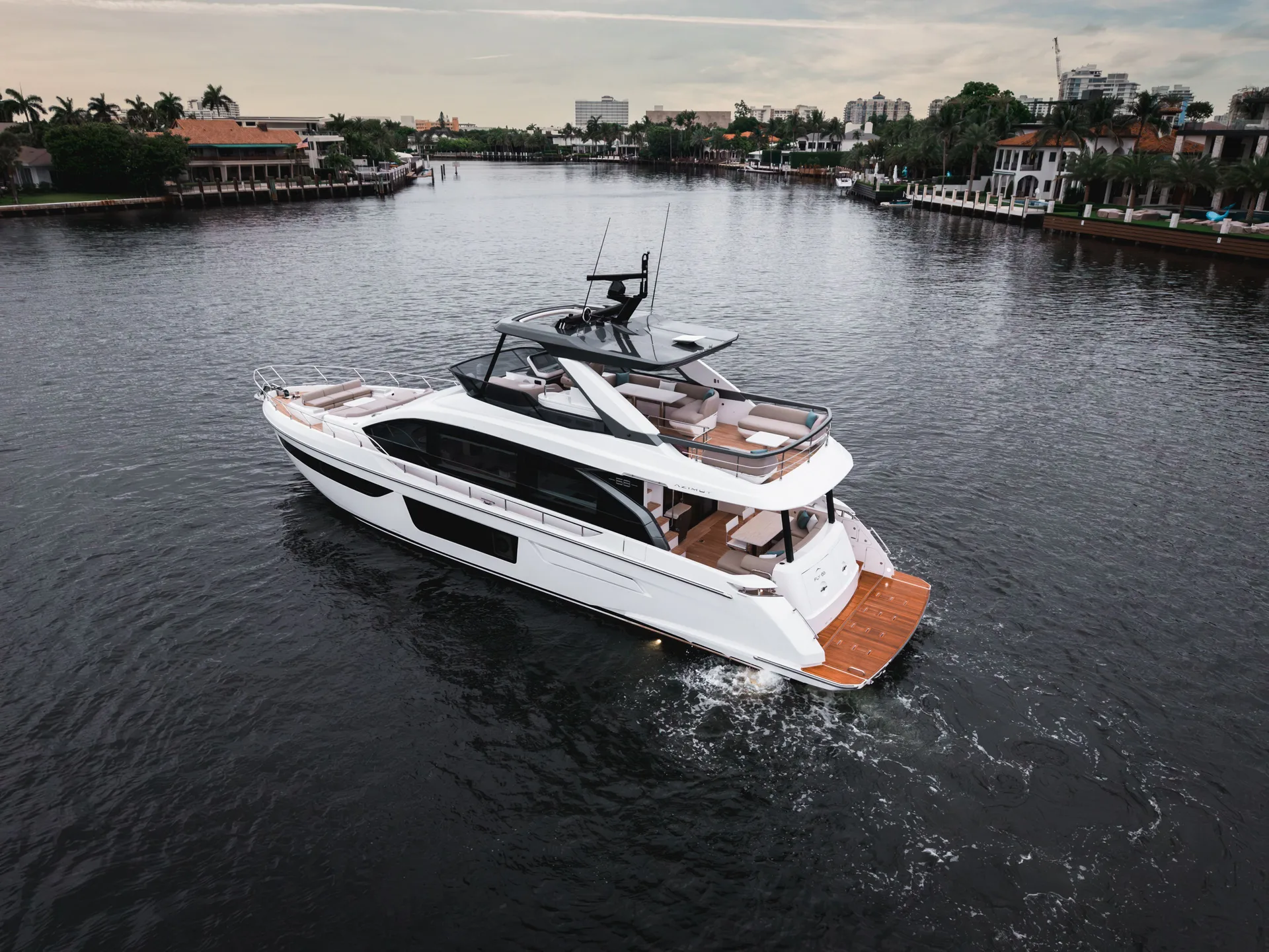 2025 AZIMUT FLY 68 - Image 3