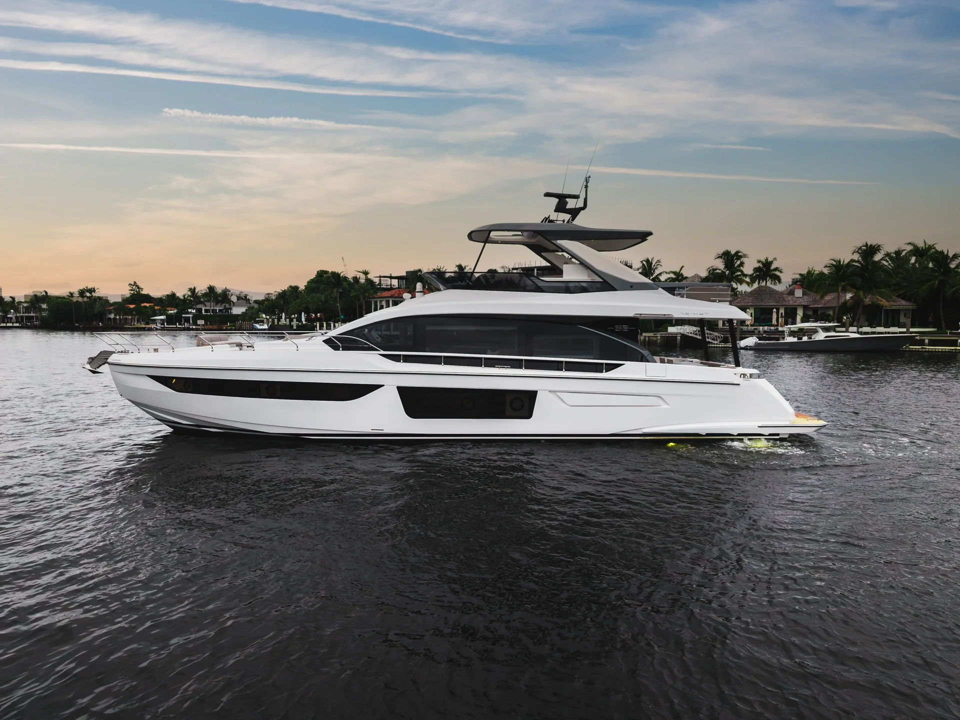 2025 AZIMUT FLY 68 - Image 1