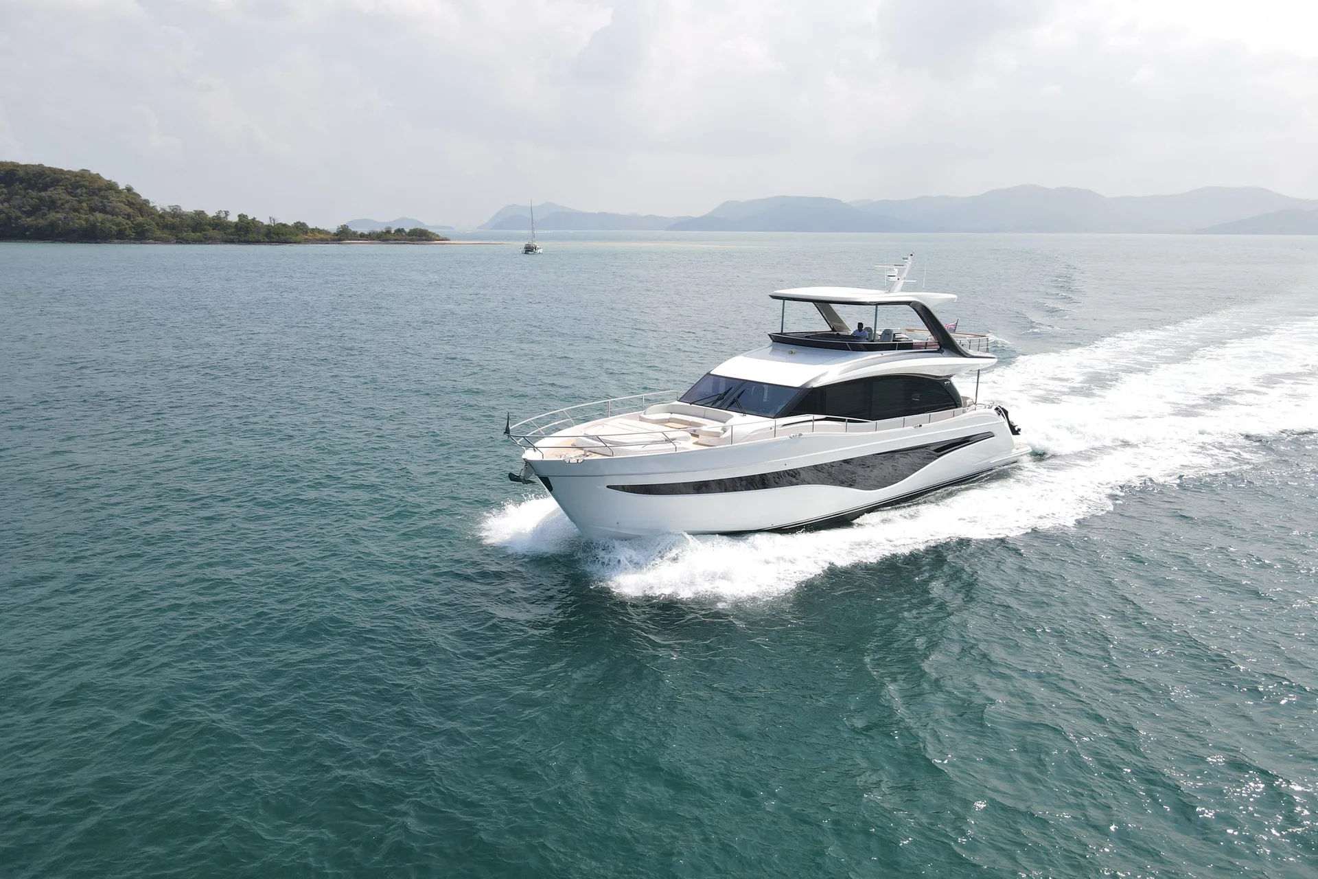 LA MER - Image 1