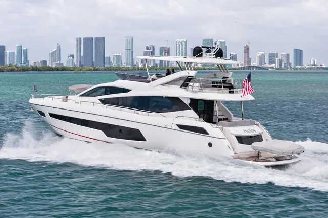 SUNSEEKER 75 SPORT YACHT