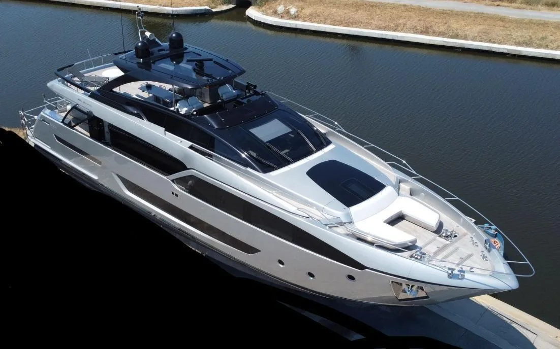 RIVA 90' ARGO - Image 1