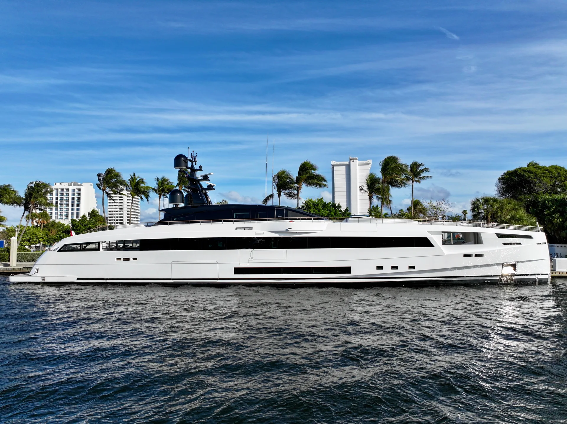 ROSSINAVI 49M SPORT YACHT - Image 1