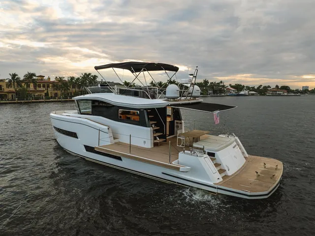 PARDO YACHTS E60