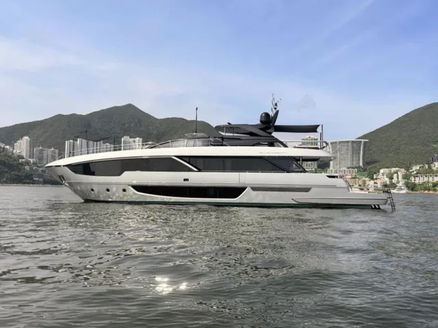 HK 007 — Riva