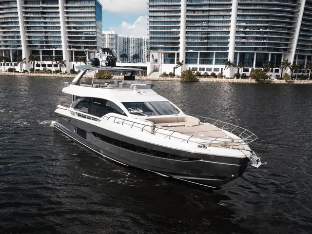 2024 Azimut 78 FLY — Azimut