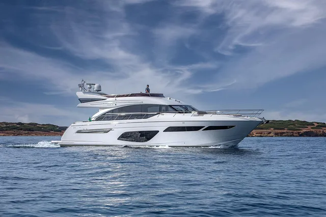 PRINCESS F70