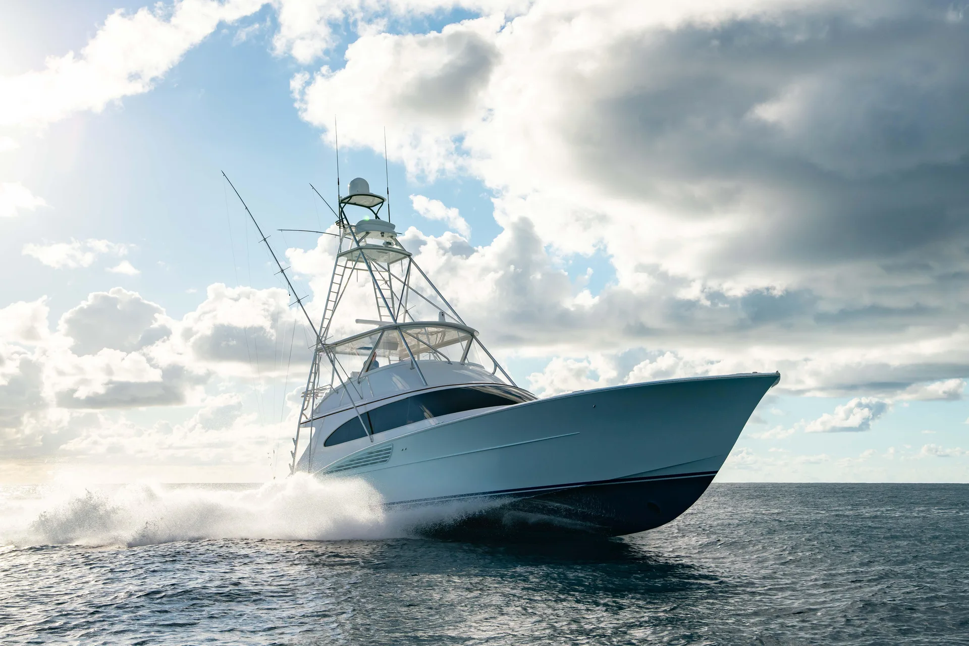 GARLINGTON 71' FLYBRIDGE - Image 1