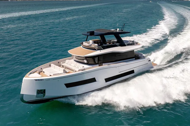 PARDO YACHTS E72