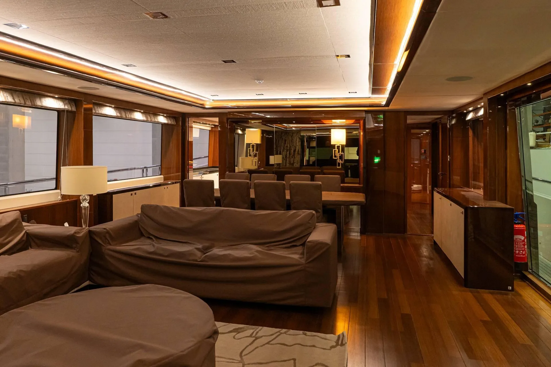 PRINCESS 32M - Image 3