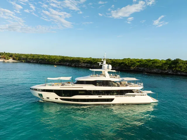 Luz De Mar — Azimut