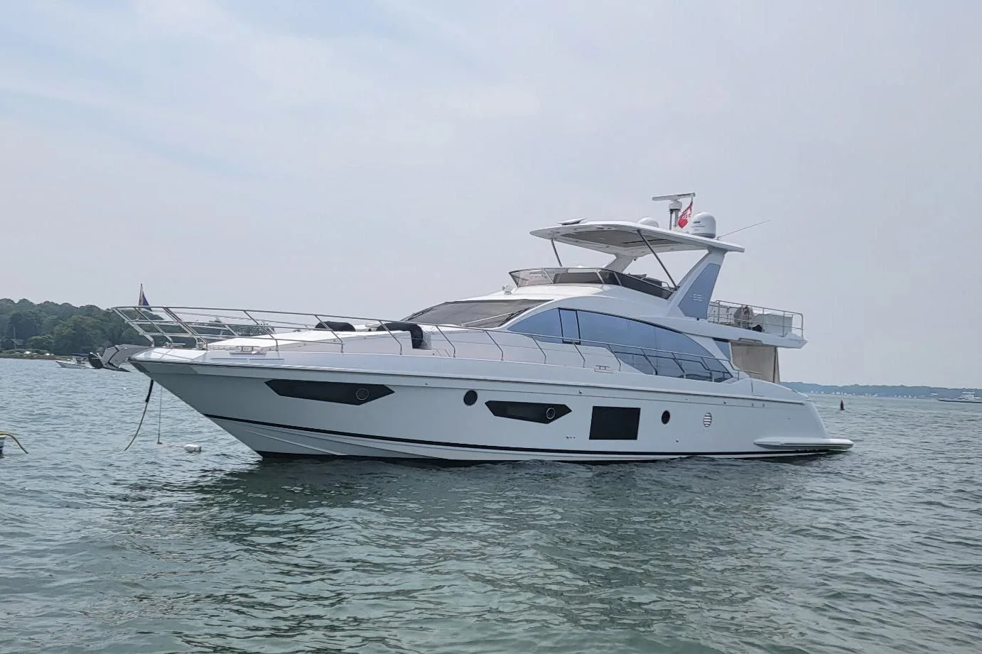 AZIMUT 66 - Image 1