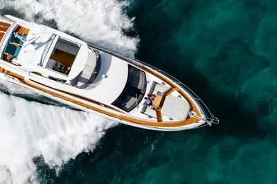 SUNSEEKER MANHATTAN 68