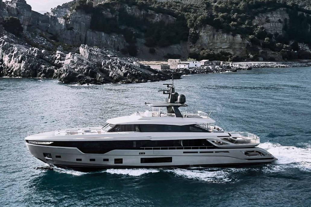 AZIMUT TRIDECK - Image 3