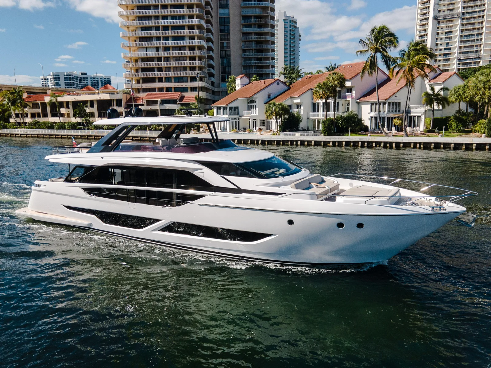 FERRETTI YACHTS 860 - Image 1