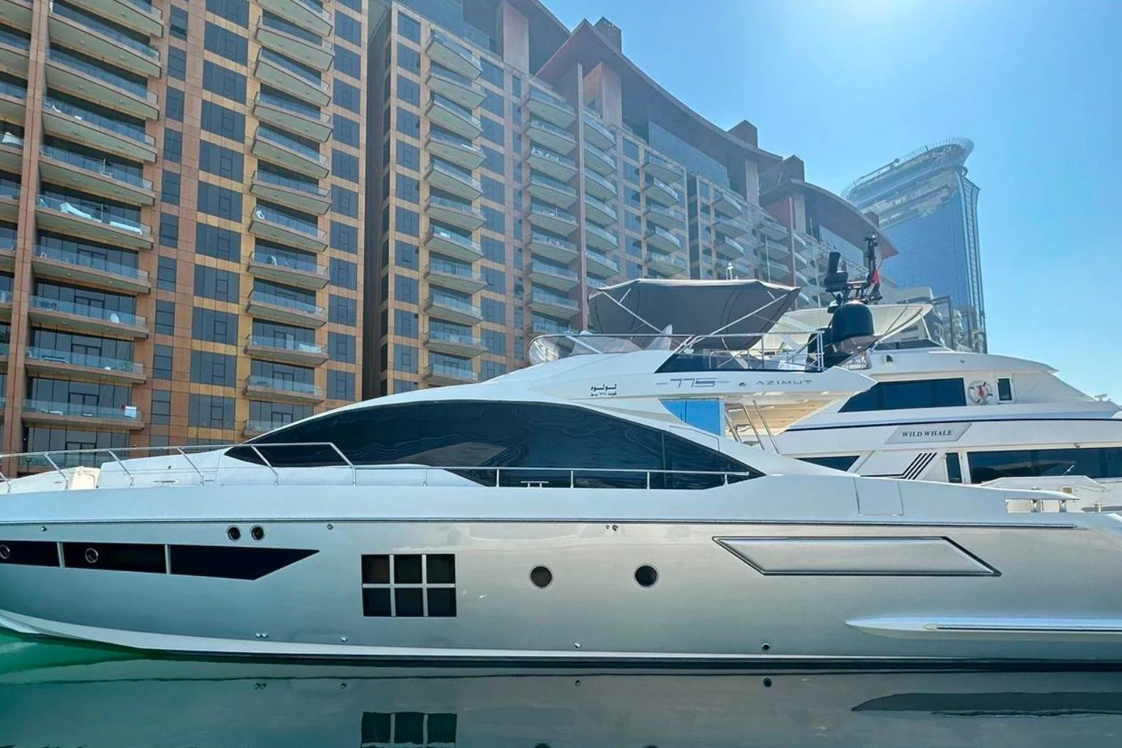 AZIMUT 77 - Image 1