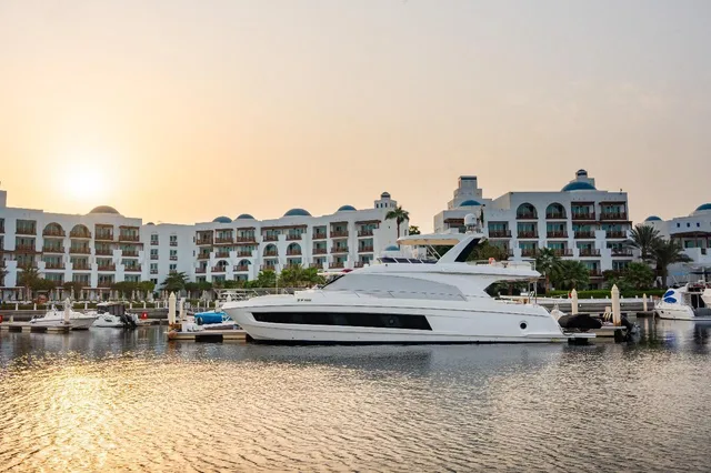 GULF CRAFT MAJESTY 62