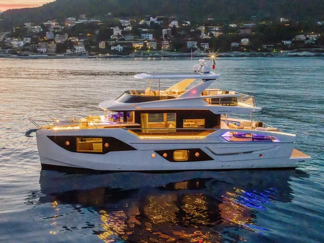 Absolute Navetta 62 — Absolute