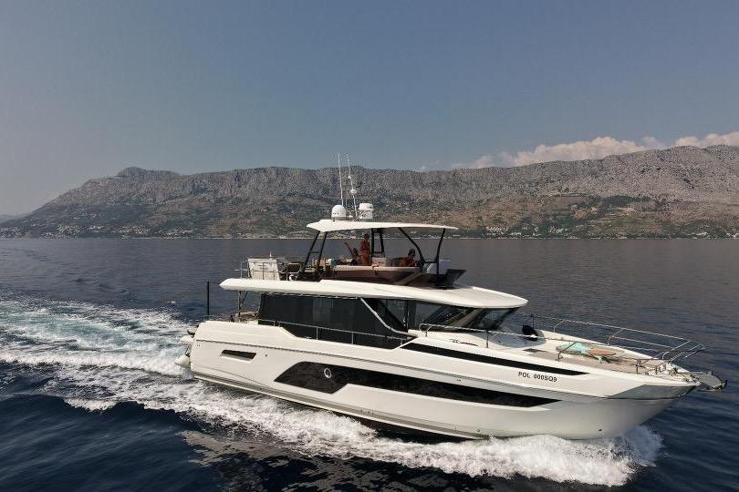 LEENA - Image 1