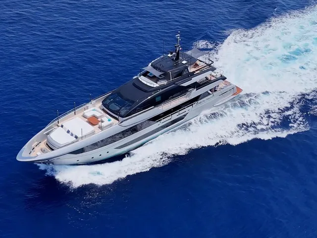 PALANTE V — Riva