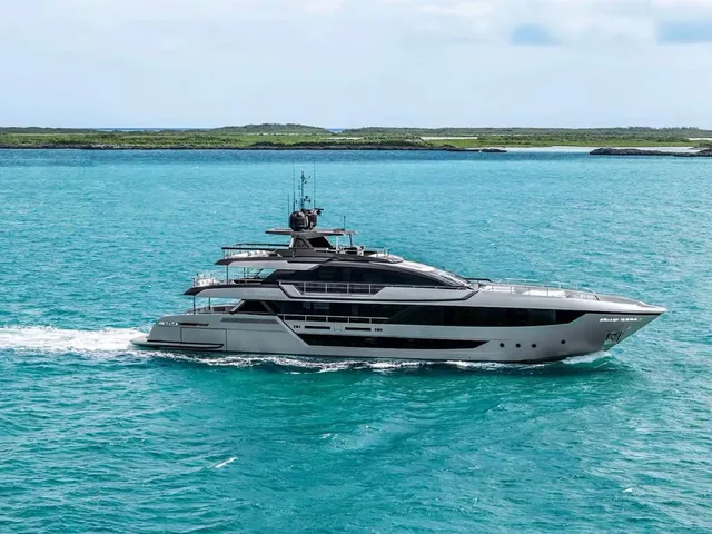 Boat 9185337 — Riva