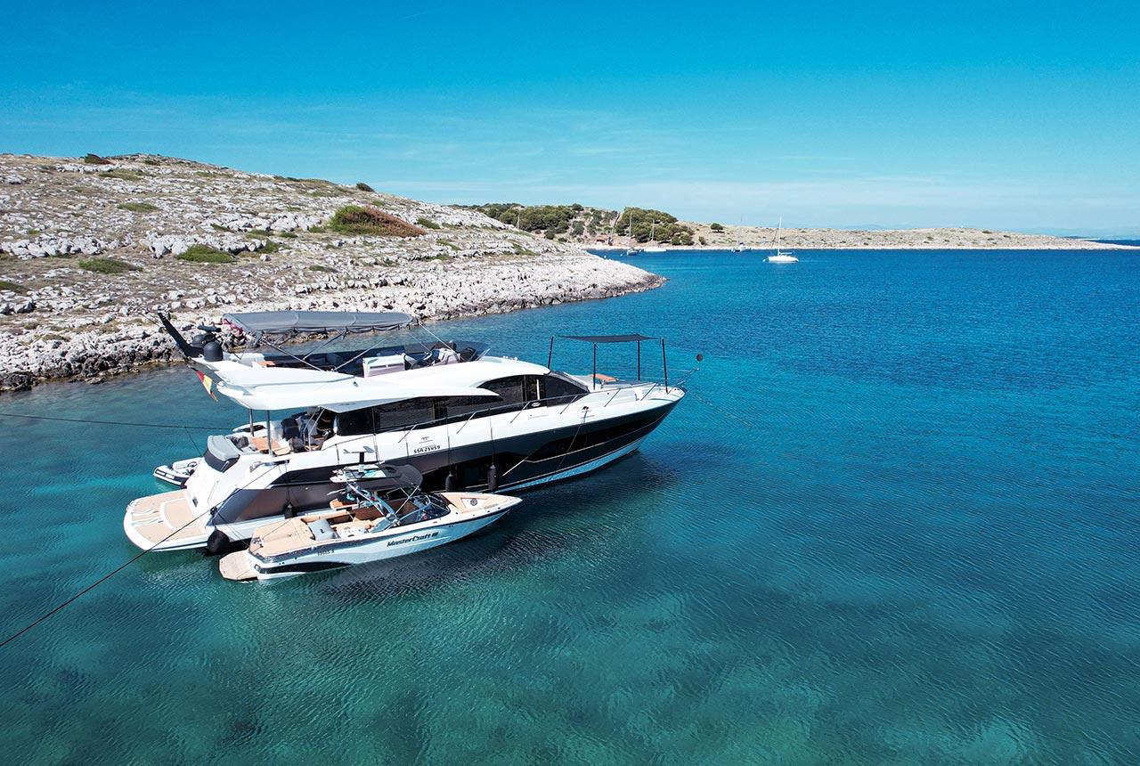 SUNSEEKER MANHATTAN 66 - Image 1