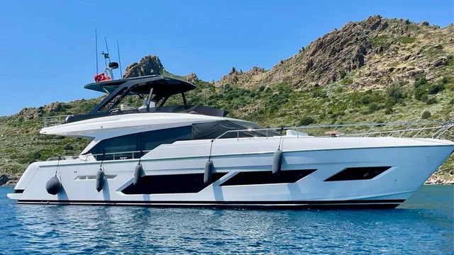 FERRETTI 720 2023