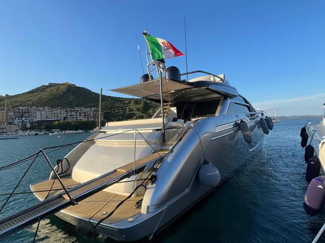 RIVA PERSEO 76 — Riva