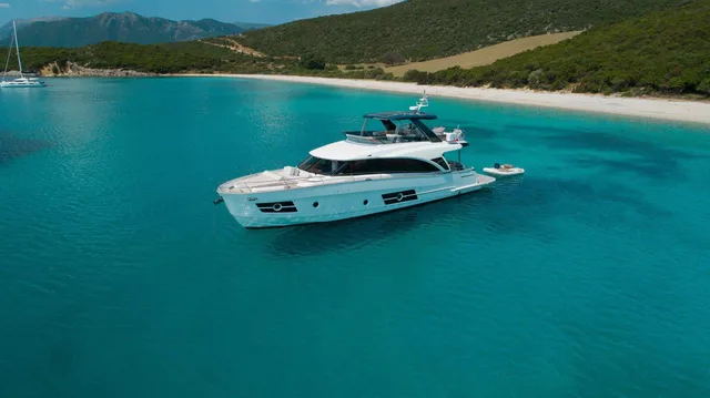 M/Y SIR HENDRIK