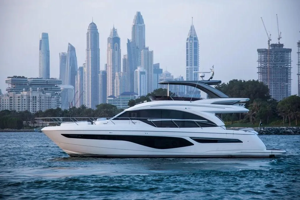 PRINCESS F62 MODEL 2022 - Image 1